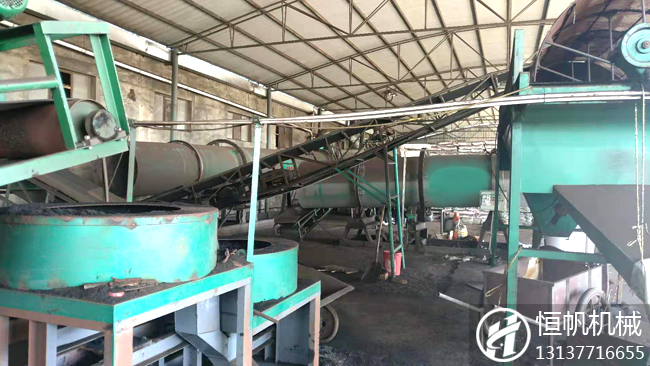 小型牛糞有機肥生產設備要多少錢?(圖1) 牛糞有機肥生產線