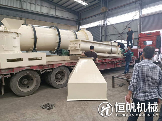 有機肥設備“三劍客”齊頭并進,助力上海年產兩萬噸牛糞有機肥生產項目(圖1) 上海有機肥設備發貨